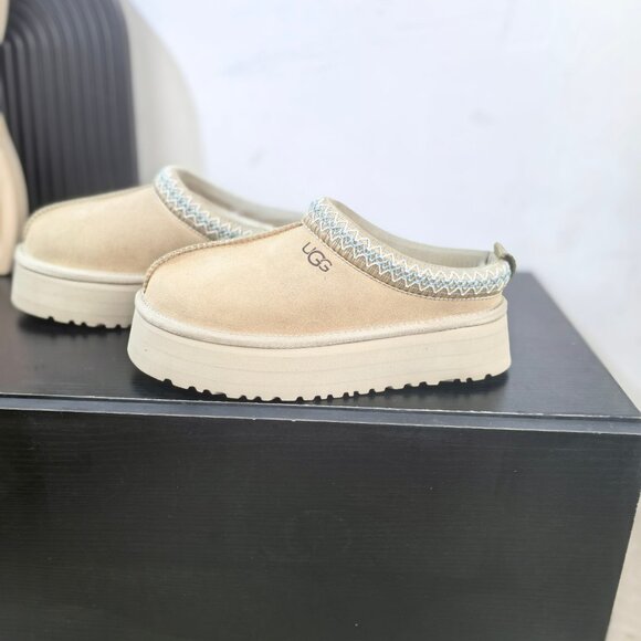 UGG Tasman Slippers Mustard Seed Womens - Picture 8 of 9